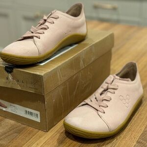 Vivo barefoot Pink Sneakers